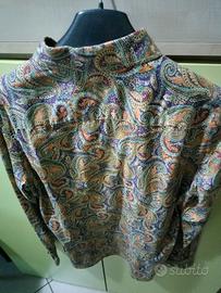 T shirt camicie e jeans corti