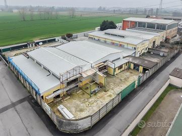 CAPANNONE A MEDIGLIA