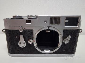 Leica M2
