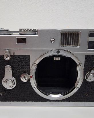 Leica M2