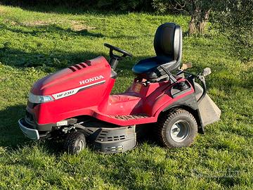 Trattorino tagliaerba Honda