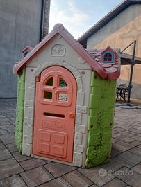 Casetta gioco Feber da giardino. 