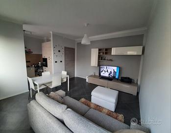 Bilocale ampio 61m via Gottardo 263