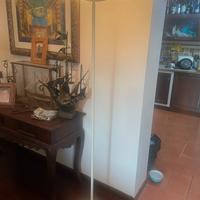 Lampada da terra al led artemide capildo