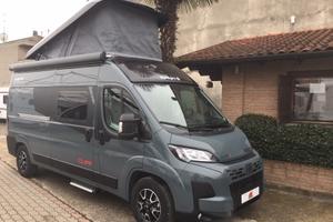 Sunlight Camper Van CLIFF 600 X RT tetto soffietto