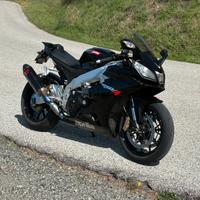 Aprilia Rsv4 r