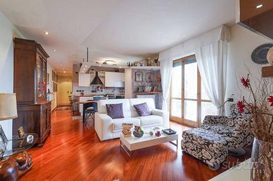 Appartamento di 113 m² con 4 locali e box auto a B