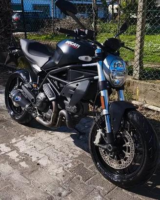 Ducati Monster 797