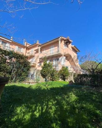 Appartamento di 85 m² con 3 locali e box auto dopp