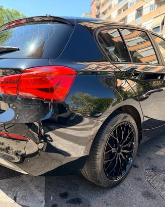 Bmw Serie 1 116d 116cv Euro 6 ALL BLACK
