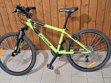 bicicletta Mountain bike 