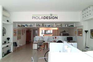 Postazione di lavoro in condivisione coworking