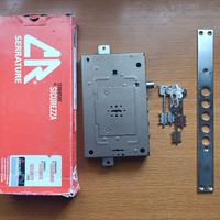 2 Serrature CR  2751/28. ambidestra 