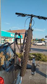 Usato pochissimo  porta biciclette Polaris  Menabò