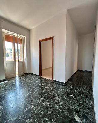 Ampio Appartamento - Via Trieste 2, Ossi