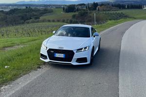 Audi TTS