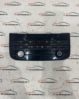 Comando clima Jaguar XE 2019 KX63-18C858-RA
