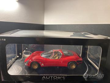 Autoart alfa romeo 33 stradale 1:18