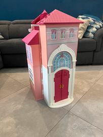 Casa Barbie / villa bambole rosa