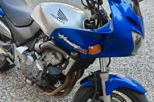 Moto Honda Hornet S 600
