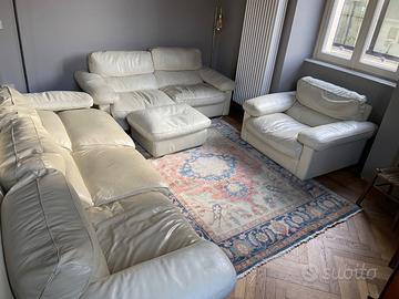 Divani in pelle, Petronio di poltrone frau