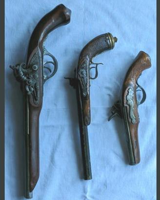 Riproduzioni pistole d'epoca