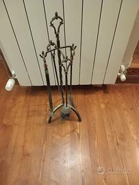 Cespo in ferro per camino