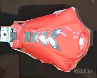 serbatoio Suzuki gsx  s 750 