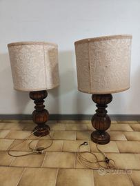 Coppia di abatjour vintage base tonda.