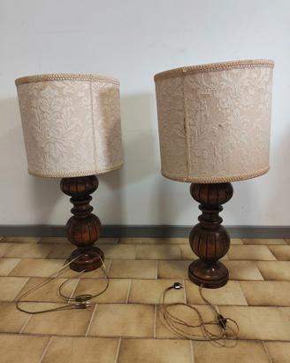 Coppia di abatjour vintage base tonda.