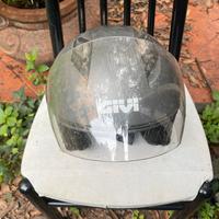 Casco jet givi