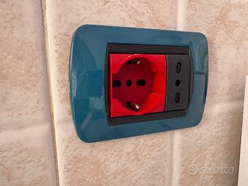 Placche e frutti Living International