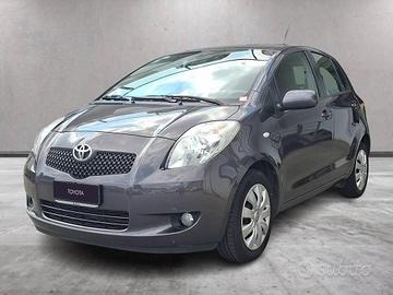 Toyota Yaris 1.3 Navy 5p