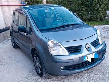 Renault Modus 1.5 DCI 50KW anno 2007 178000km
