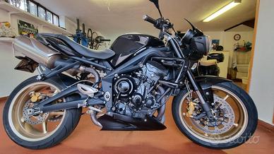 Triumph Street TripleR 675 - Solo pure emozioni -