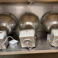 3 Luci “industriali”