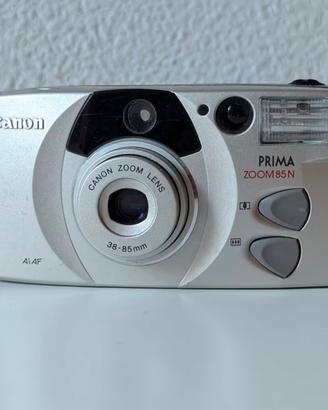 Macchina fotografica vintage Canon Prima zoom 85n