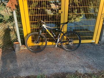 Bici mountain bike scott scale 10