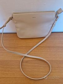 Borsa tracolla beige carpisa
