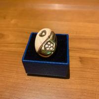 Anello yin e Yang Thun con fiore e cuore