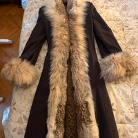 Cappotto waterproff con inserti in lince