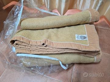 Coperta matrimoniale pura lana vergine