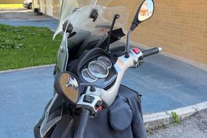 Piaggio MP3 300 (2011) - Solo 25.000 km -