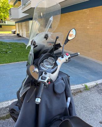 Piaggio MP3 300 (2011) - Solo 25.000 km -
