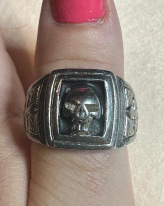 Anello Teschio acciaio stile Goth/Rock