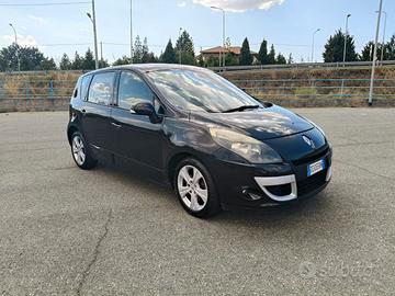 Renault Scenic xmod 1.5 dici 110cv