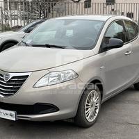 LANCIA Ypsilon 1.2 69 CV 5 porte Silver
