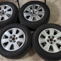 Cerchi in lega + borchie Audi pneumatici da neve