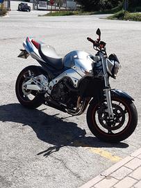 Suzuki Gsr 600