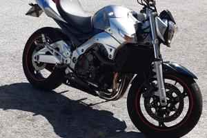 Suzuki Gsr 600